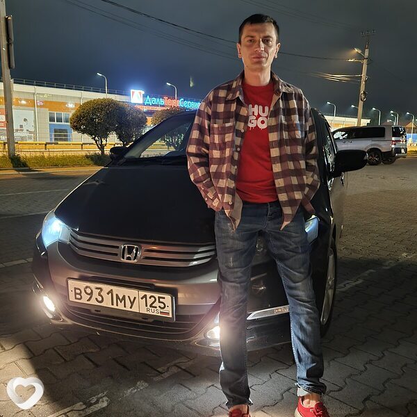 Олег, 38, Уссурийске — анкета №1042653
