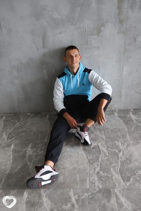 Артём, 33, Саратове — анкета №1042260