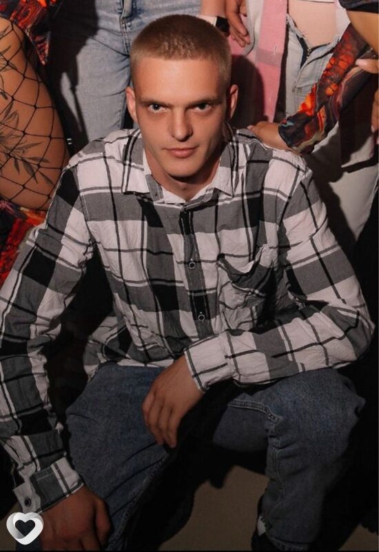 Александр, 26, Новоалтайске — анкета №1042388