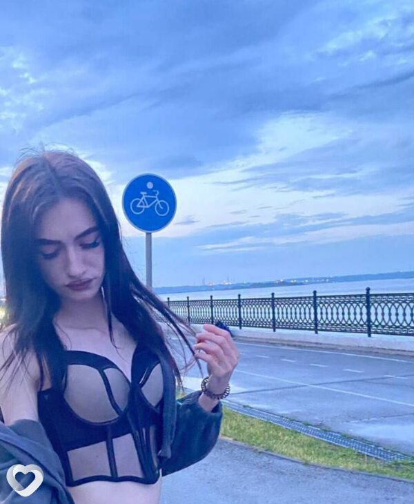 Аленка, 20, Саратове — анкета №1042650