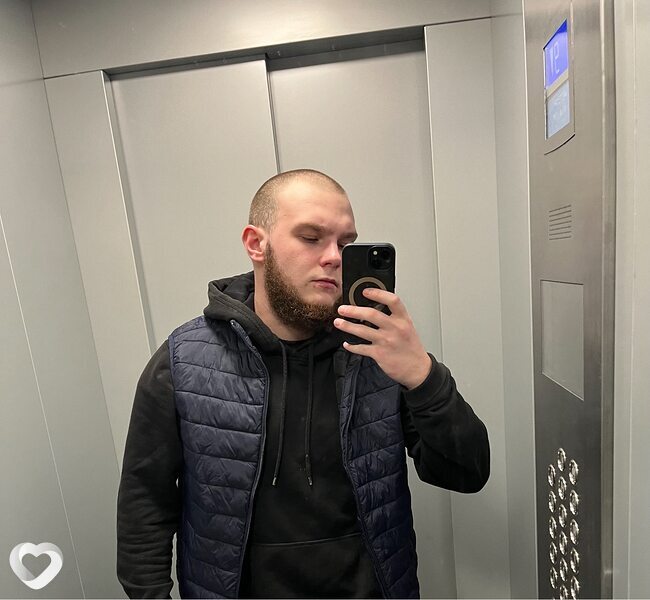Артём, 24, Москве — анкета №1042832