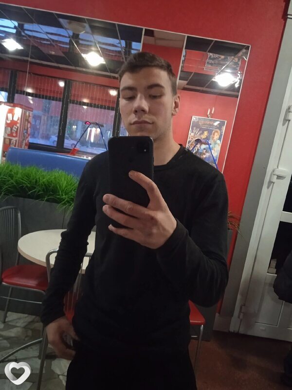 Владимир, 21, Москве — анкета №1042739