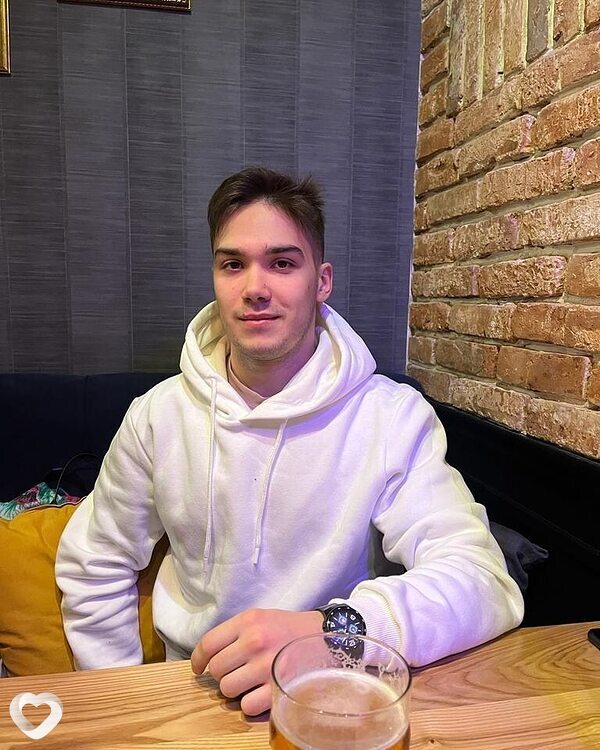 Александр, 25, Москве — анкета №1042940