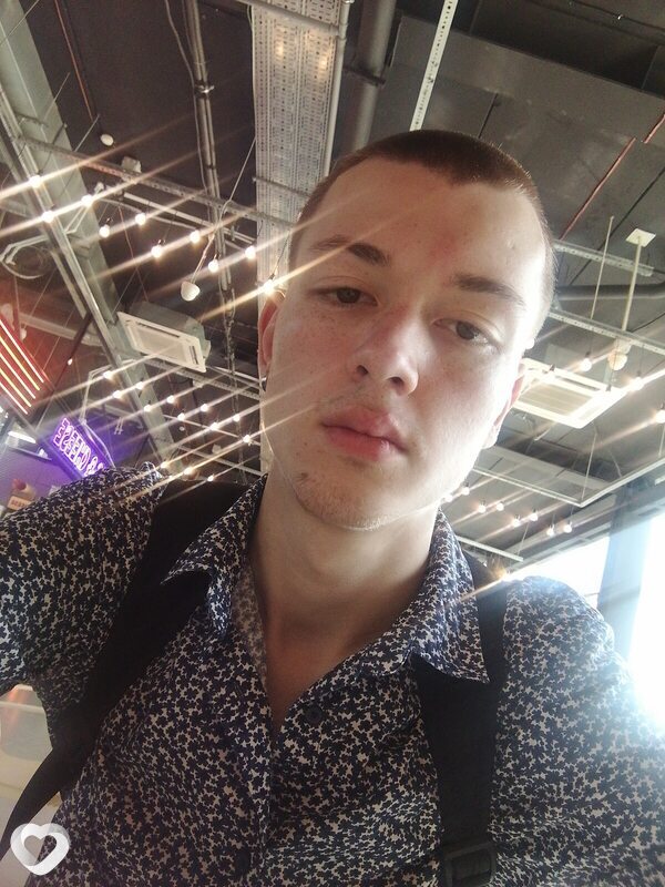 Илья, 22, Москве — анкета №1043612