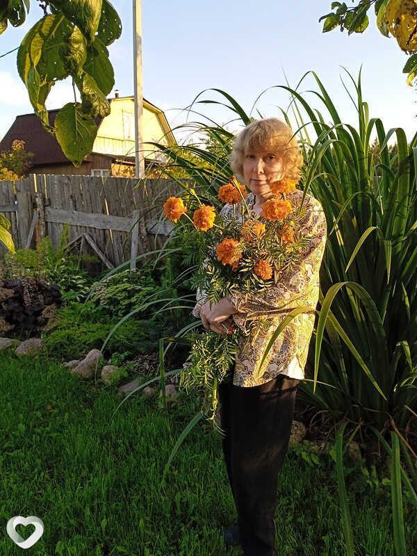 Зина, 71, Санкт-Петербурге — анкета №1044004