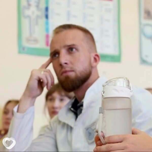 Виктор, 32, Орёл — анкета №1043738
