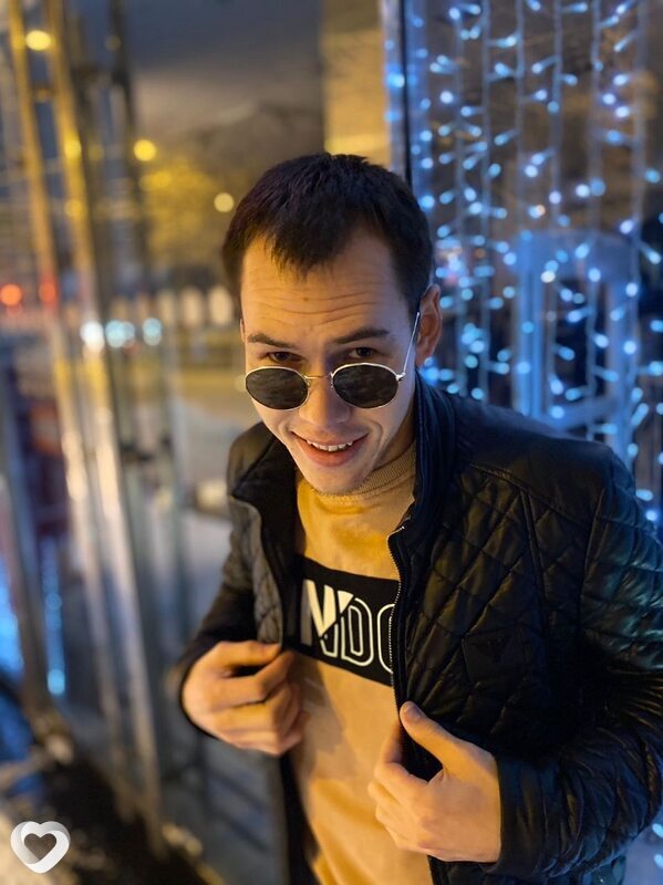 Макс, 29, Москве — анкета №1044505