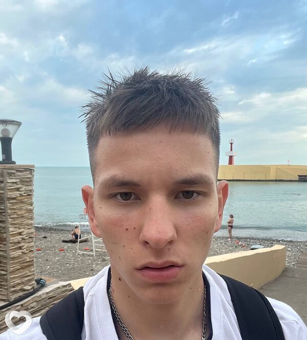 Денис, 22, Минске — анкета №1044889