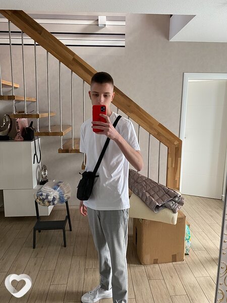 Дмитрий, 21, Павлограде — анкета №1044802
