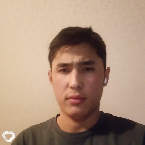 Нуриддин, 25, Харовске — анкета №1045003