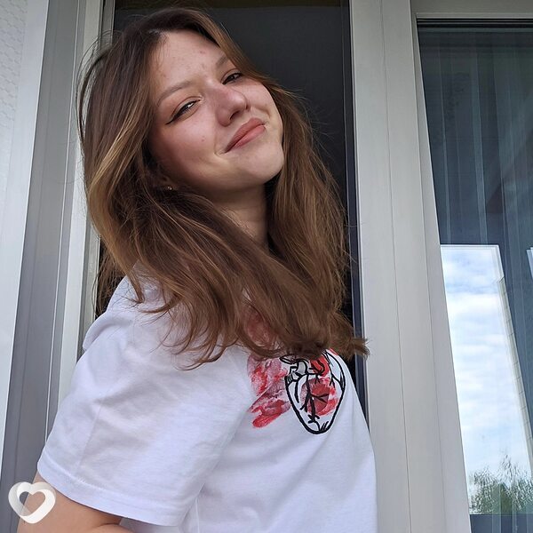 Милана, 26, Красноярске — анкета №1045396