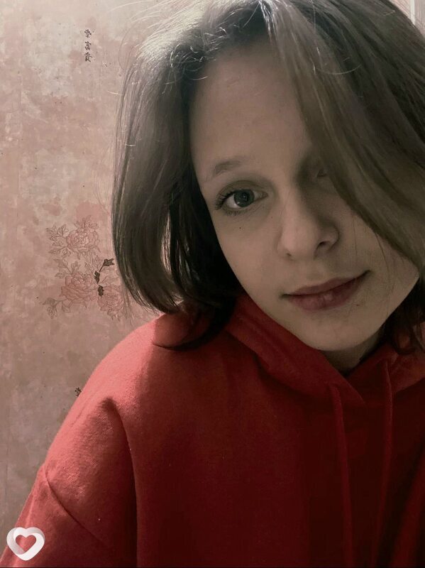 Даша, 21, Омске — анкета №1045795