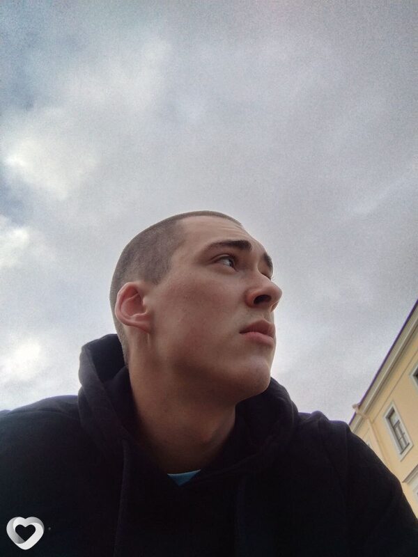 Михаил, 22, Калуге — анкета №1045833