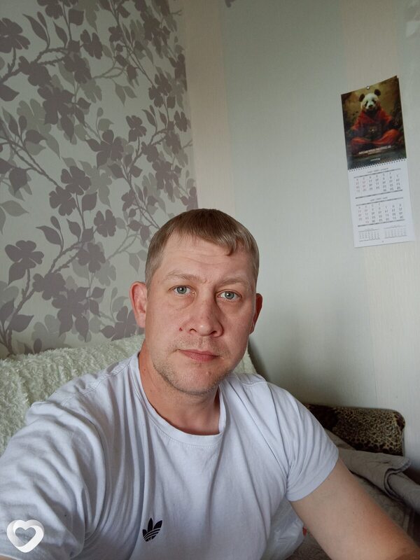 Артем, 37, Великом Новгороде — анкета №1046000
