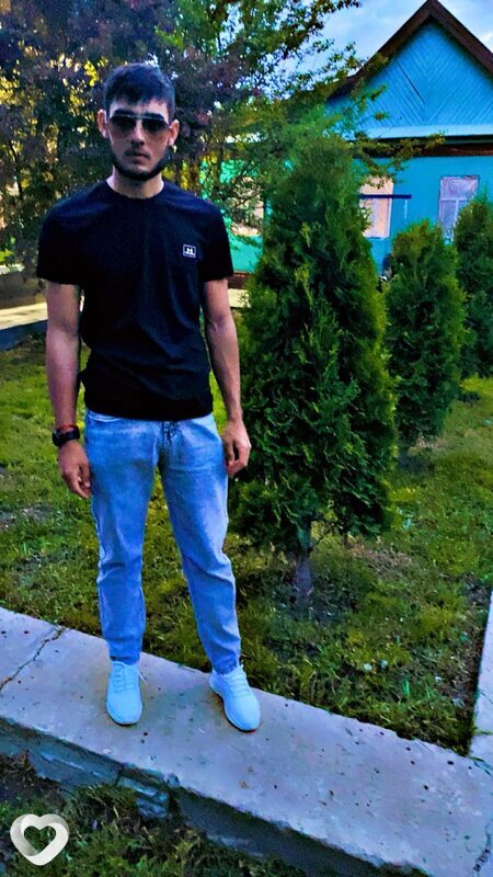 Петя, 20, Астрахани — анкета №1046338