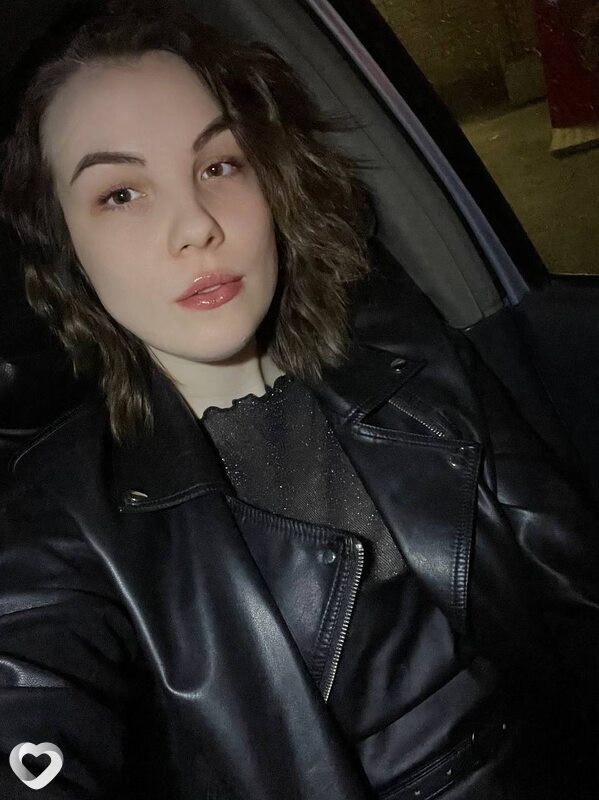 Екатерина, 26, Арсеньеве — анкета №1046746