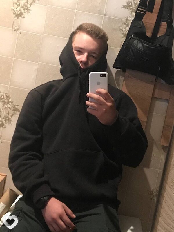 Даня, 21, Москве — анкета №1046850
