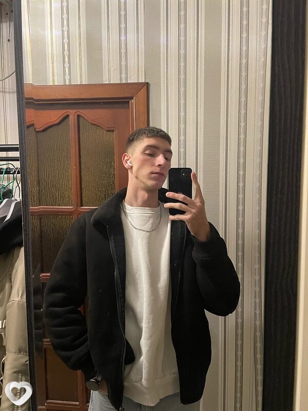 Олег, 22, Витебске — анкета №1047583