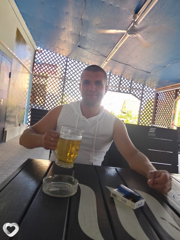 Евгений, 37, Каменске-Шахтинском — анкета №1047679