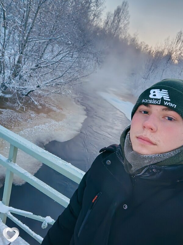 Александр, 23, Москве — анкета №1049254