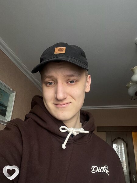 Дима, 21, Омске — анкета №1049492