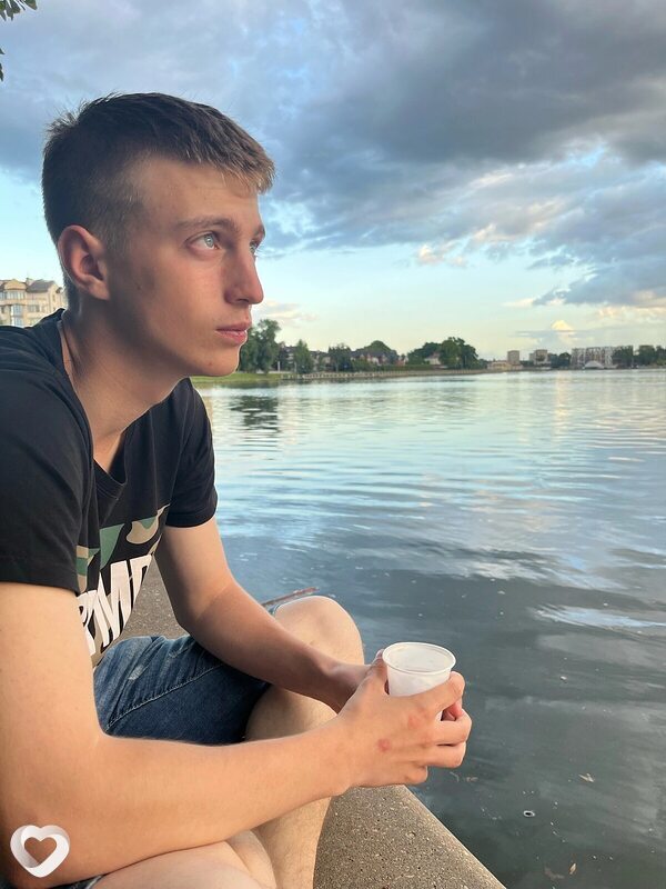 Андрей, 23, Санкт-Петербурге — анкета №1049792
