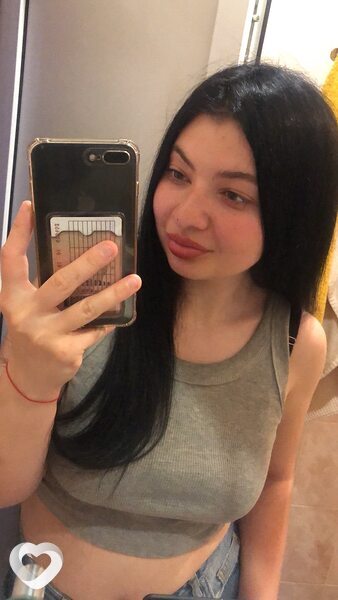 Эвелина, 26, Адлер — анкета №1049943