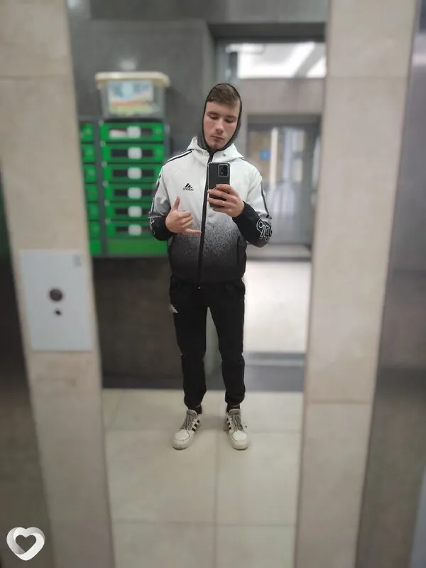 Александр, 22, Москве — анкета №1050598