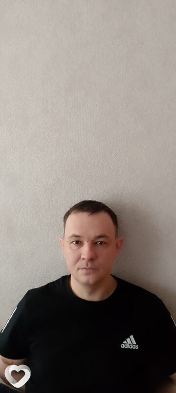 Михаил, 39, Черногорске — анкета №1050624