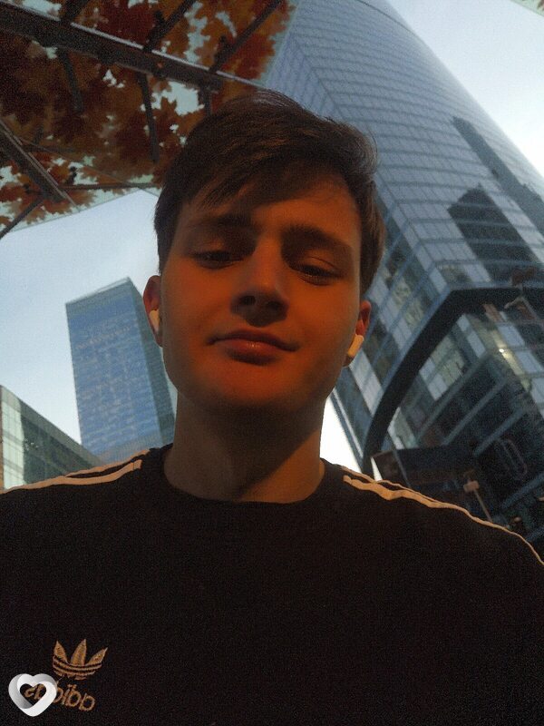 Никита, 22, Москве — анкета №1050949