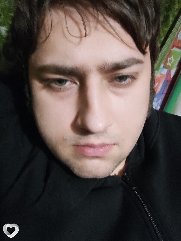 Артëм, 26, Санкт-Петербурге — анкета №1051048
