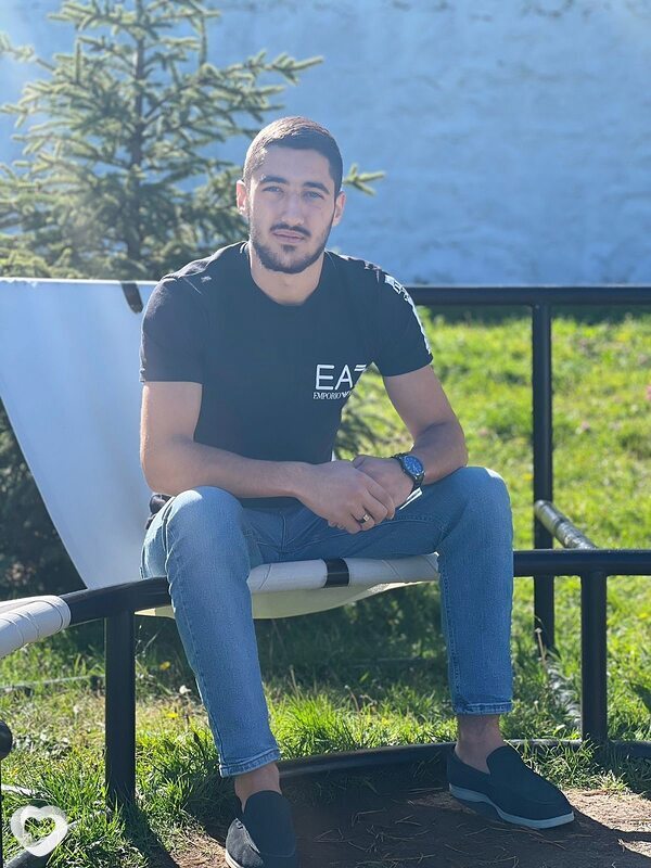 Артур, 26, Новороссийске — анкета №1050900