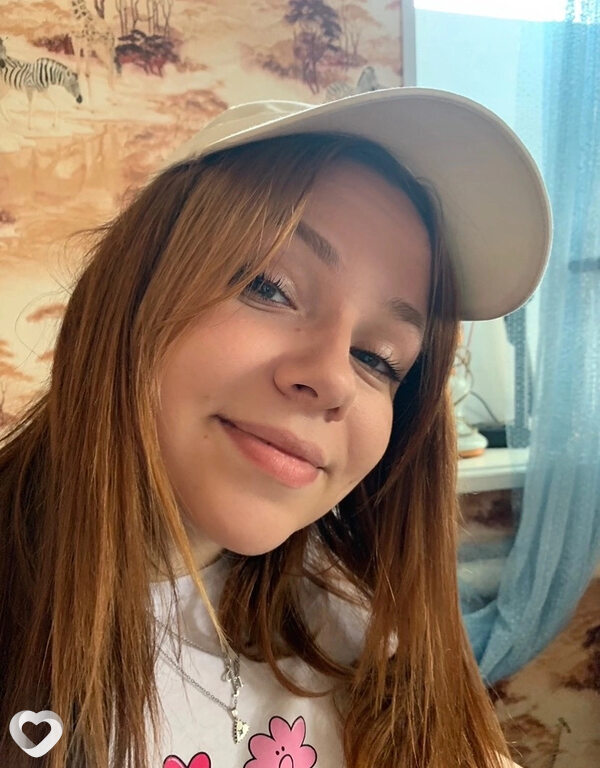 Александра, 21, Чите — анкета №1051760