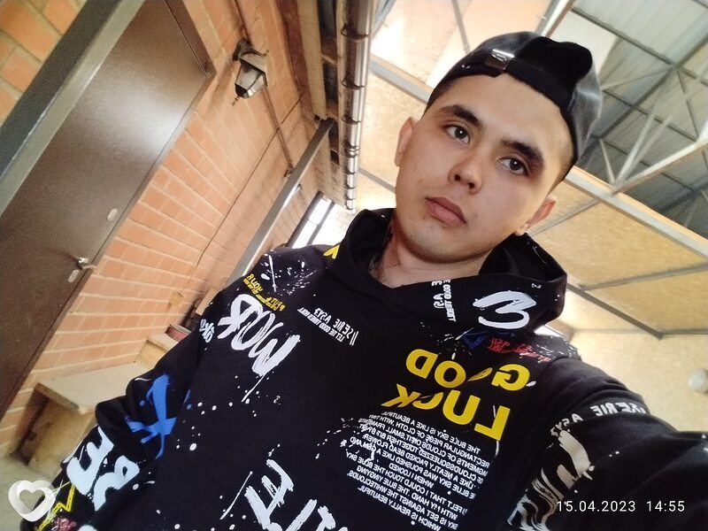 Дмитрий, 26, Енакиеве — анкета №1052041