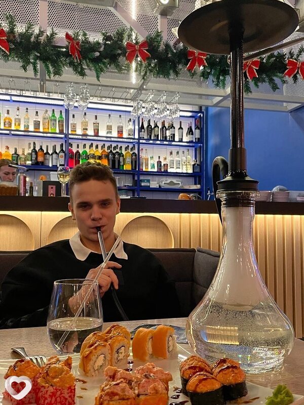 Павел, 23, Санкт-Петербурге — анкета №1052129
