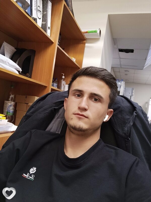 Али, 25, Дзержинском — анкета №1053417