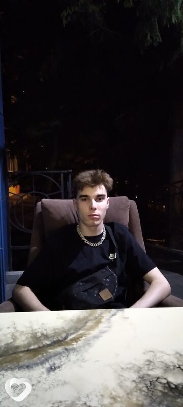 Дмитрий, 22, Тюмени — анкета №1054427
