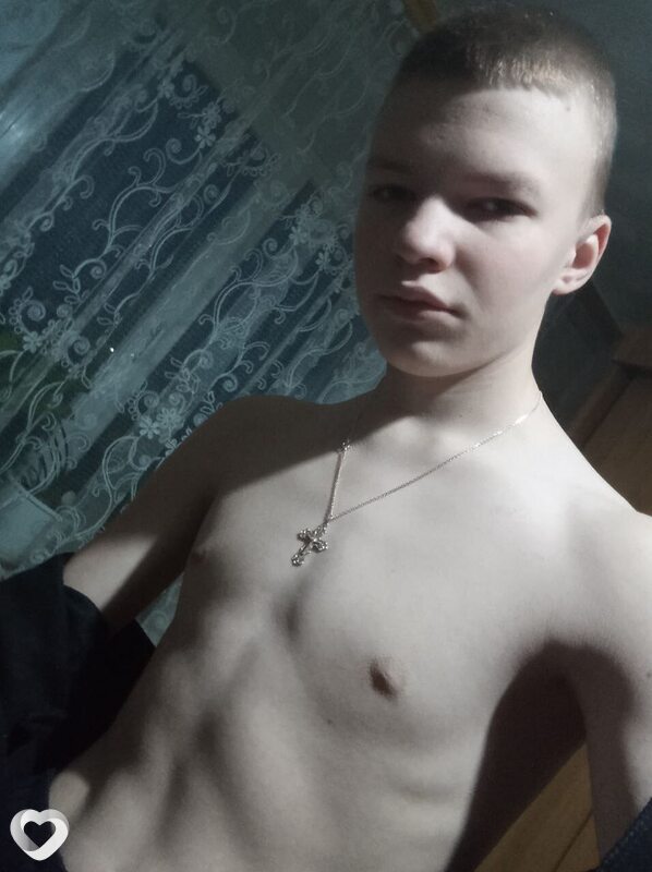 Иван, 22, Москве — анкета №1054540