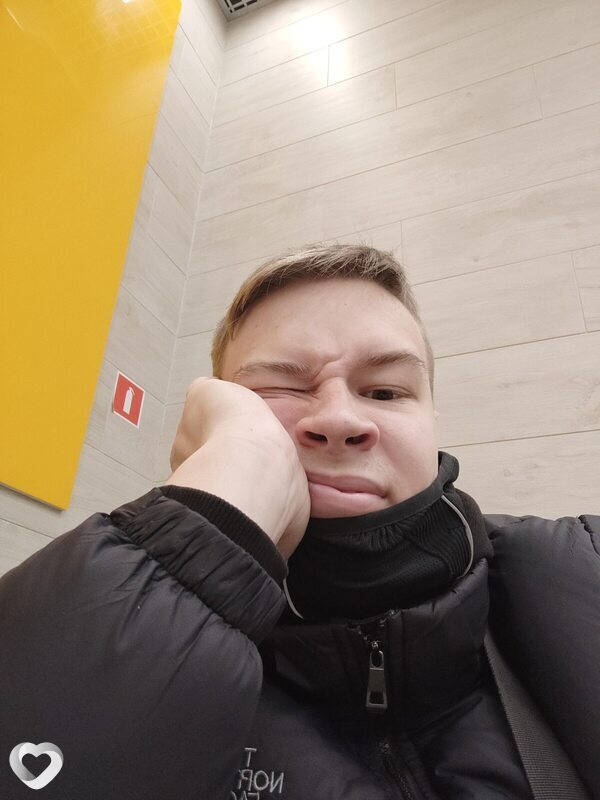 Андрей, 21, Кирове — анкета №1055343