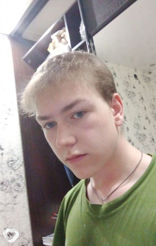 Серёга, 20, Барнауле — анкета №1055430