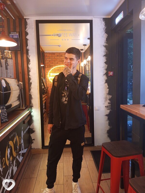 Павел, 26, Москве — анкета №1055740