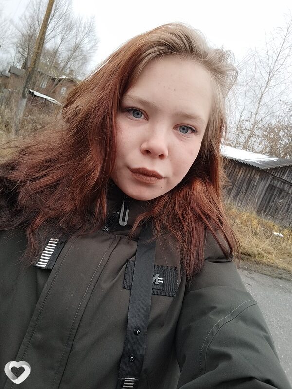 Ксения, 22, Твери — анкета №1056083