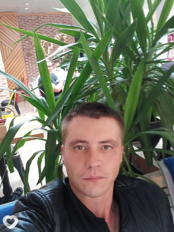 Павел, 33, Черногорске — анкета №1056143