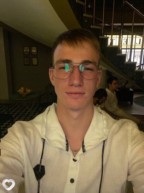 Oleg, 24, Санкт-Петербурге — анкета №1057176