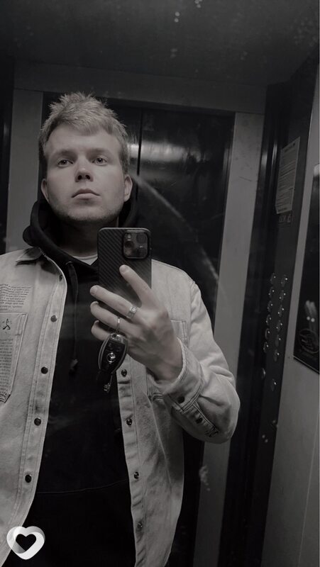 Максим, 28, Москве — анкета №1057144