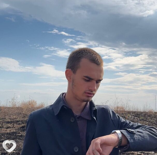 Виталий, 21, Геленджике — анкета №1057294