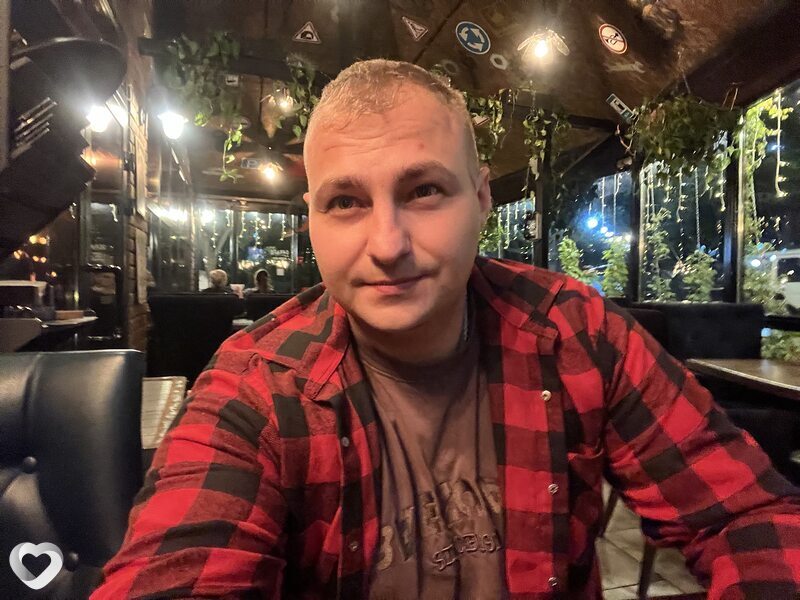 Максим, 31, Енакиеве — анкета №1057320