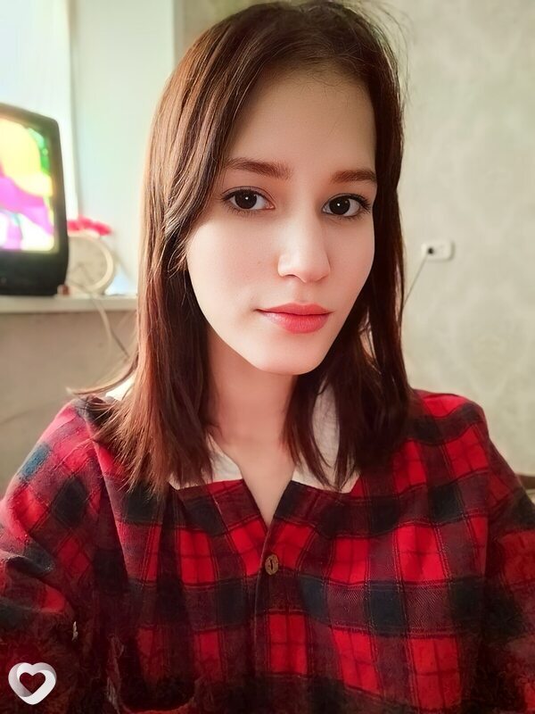 Юля, 22, Рудном — анкета №1057694