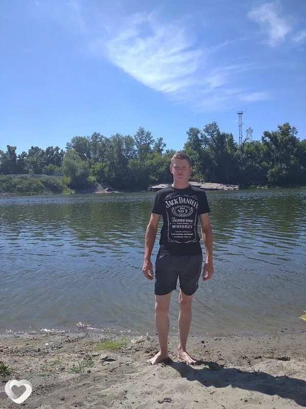 Александр, 29, Барнауле — анкета №1058109