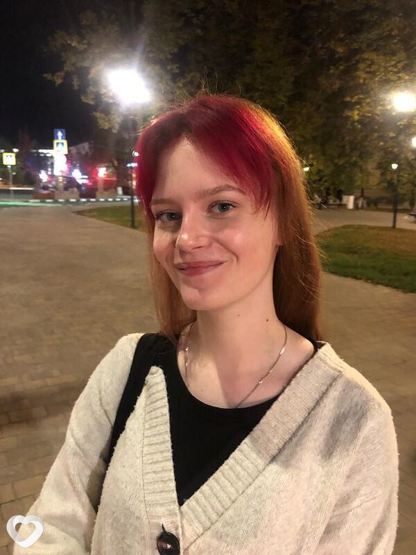 Настя, 22, Туле — анкета №1058234